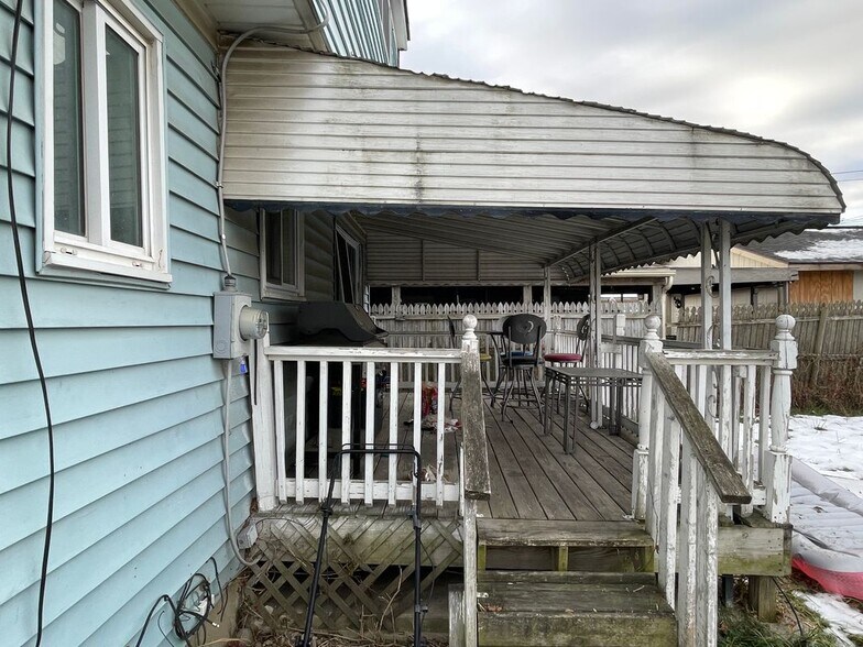 Building Photo - 4552 7th St