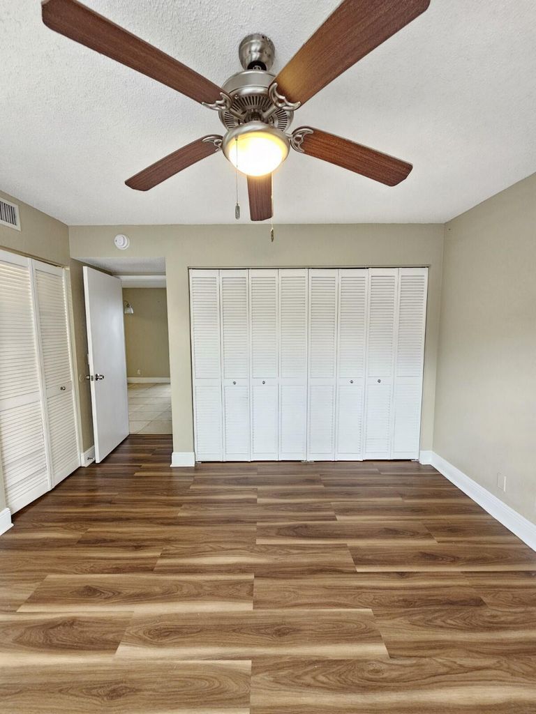 Building Photo - 1520 Windorah Way