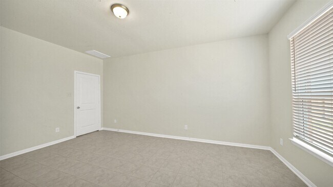 Building Photo - 12513 Beacon Cove Dr
