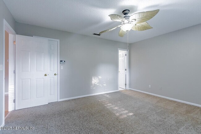 Building Photo - 326 Wildberry Ct