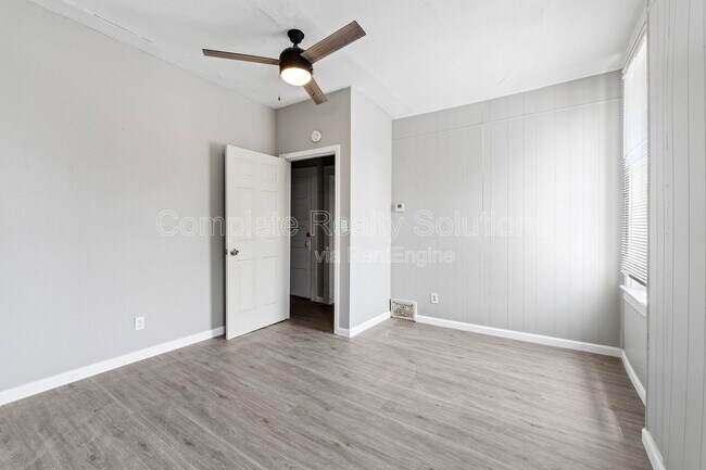 Building Photo - 4222 S 38th St