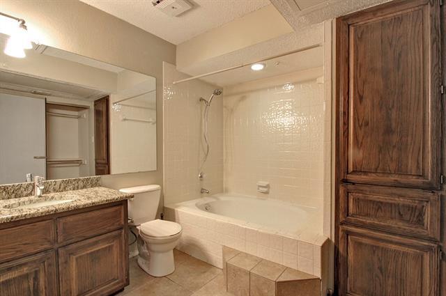 Building Photo - 4242 N Capistrano Dr
