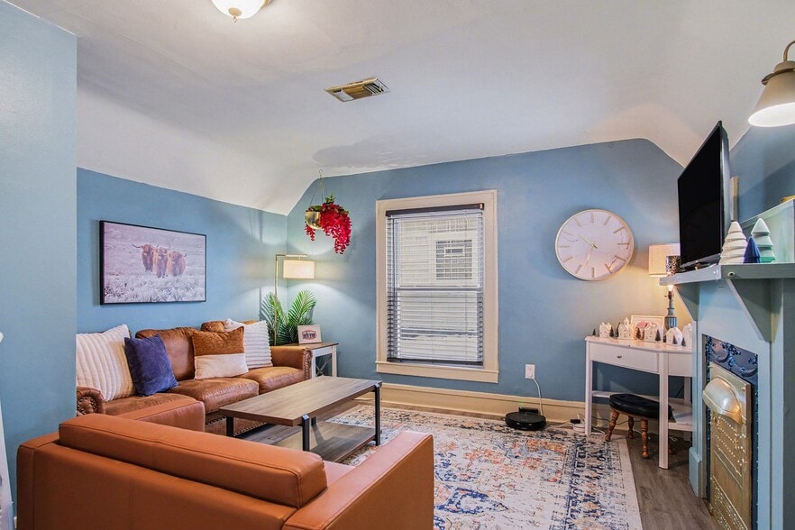 Building Photo - 514 Glenwood Ave SE