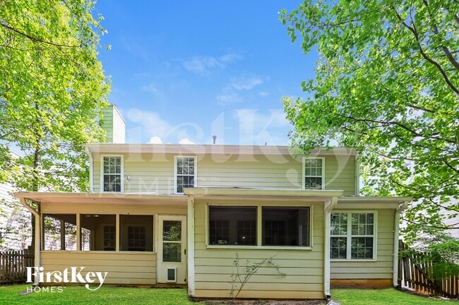 Building Photo - 2522 Halcyon Way