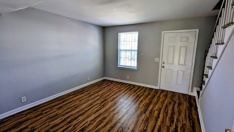 Primary Photo - 2548 Highland Trace Dr