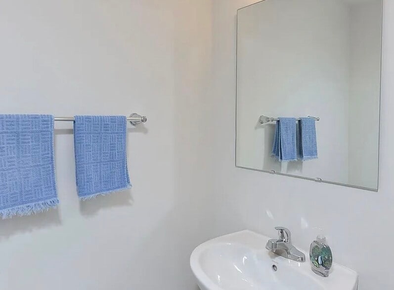 Building Photo - 1408 Kobuk Valley Ct
