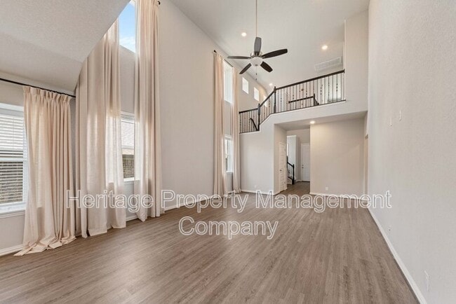 Building Photo - 2080 Cowan Dr