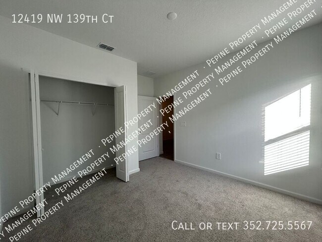 Building Photo - 12419 NW 139th Dr