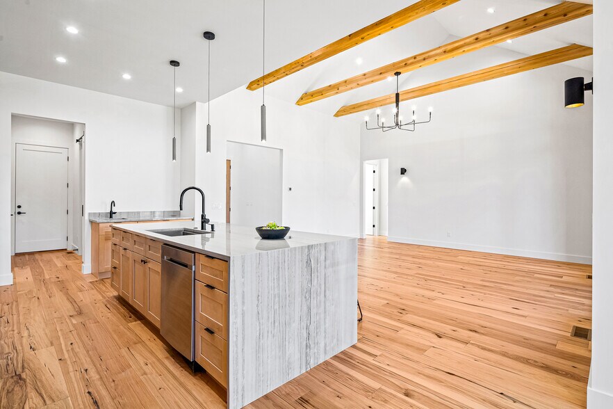 Building Photo - 32 Copper Mill Ct