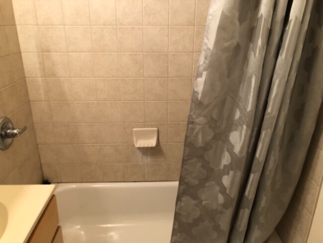 Building Photo - 800 4th St SW