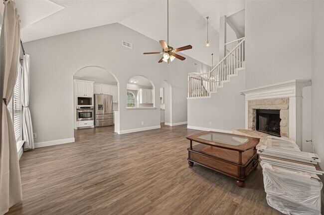 Building Photo - 16523 Wax Mallow Dr