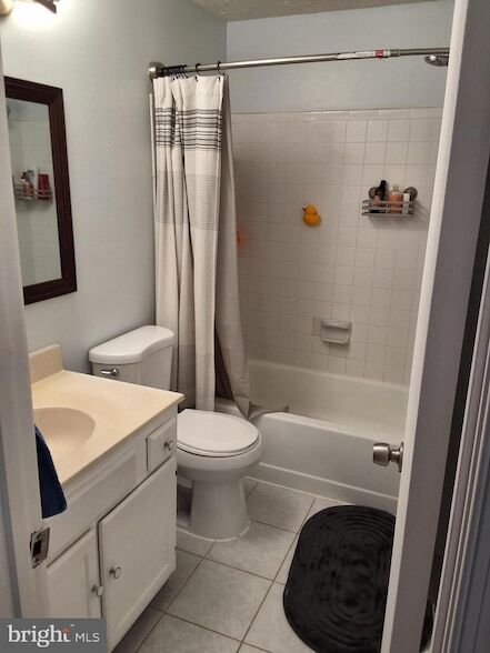 Building Photo - 19206 Esmond Terrace