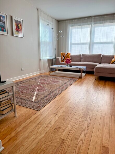 Fully Finished 1 or 2 bd, parking, balcony - 9003 Bronx Ave