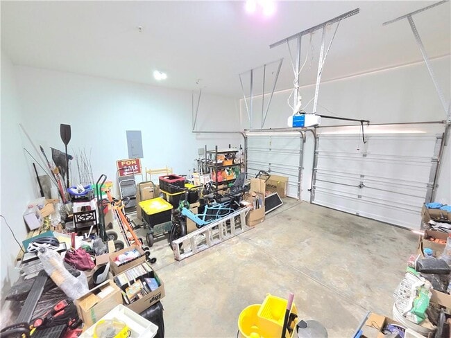 Building Photo - 1140 Foxcroft Dr