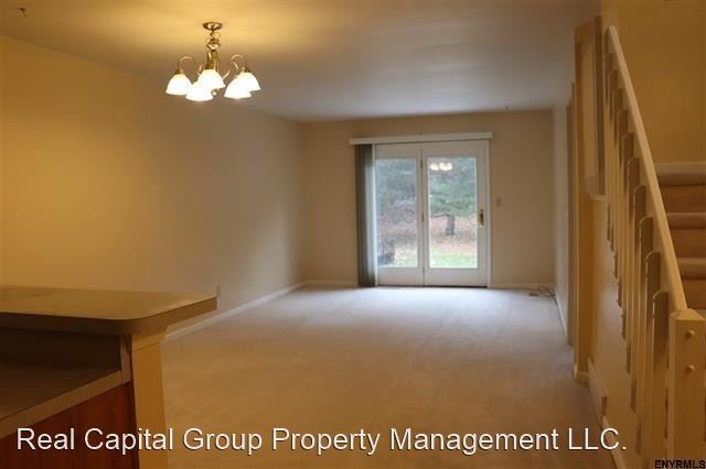 Building Photo - 3 br, 2 bath House - 7035 Suzanne Lane