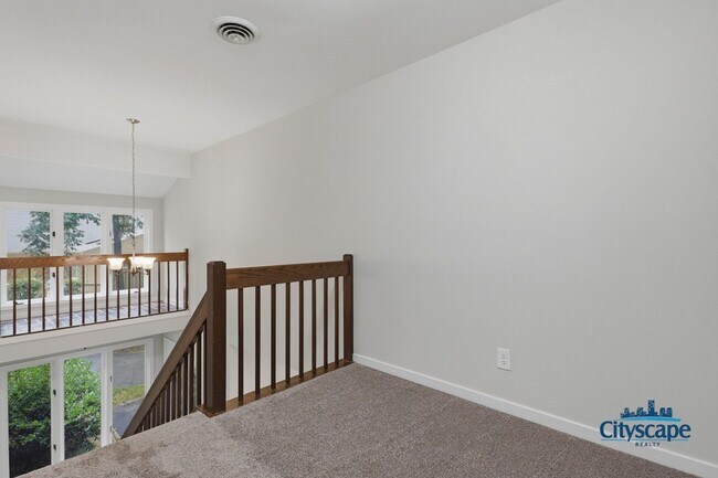 Building Photo - Swanky Brandermill Contemporary Home available NOW