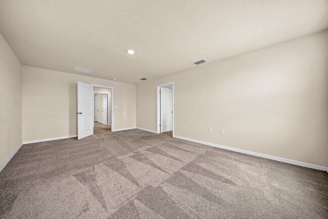 Building Photo - ***AVAILABLE FOR TOURS NOVEMBER/Beautiful Modern 5 Bed/3 bath/Exclusive Graystone Hills Community