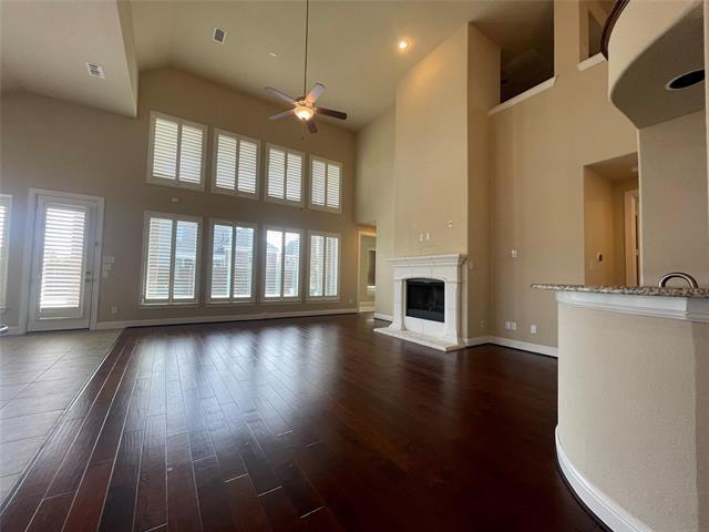Building Photo - 8705 Verona Dr