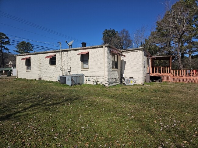 Building Photo - 1595 Slaughter Rd