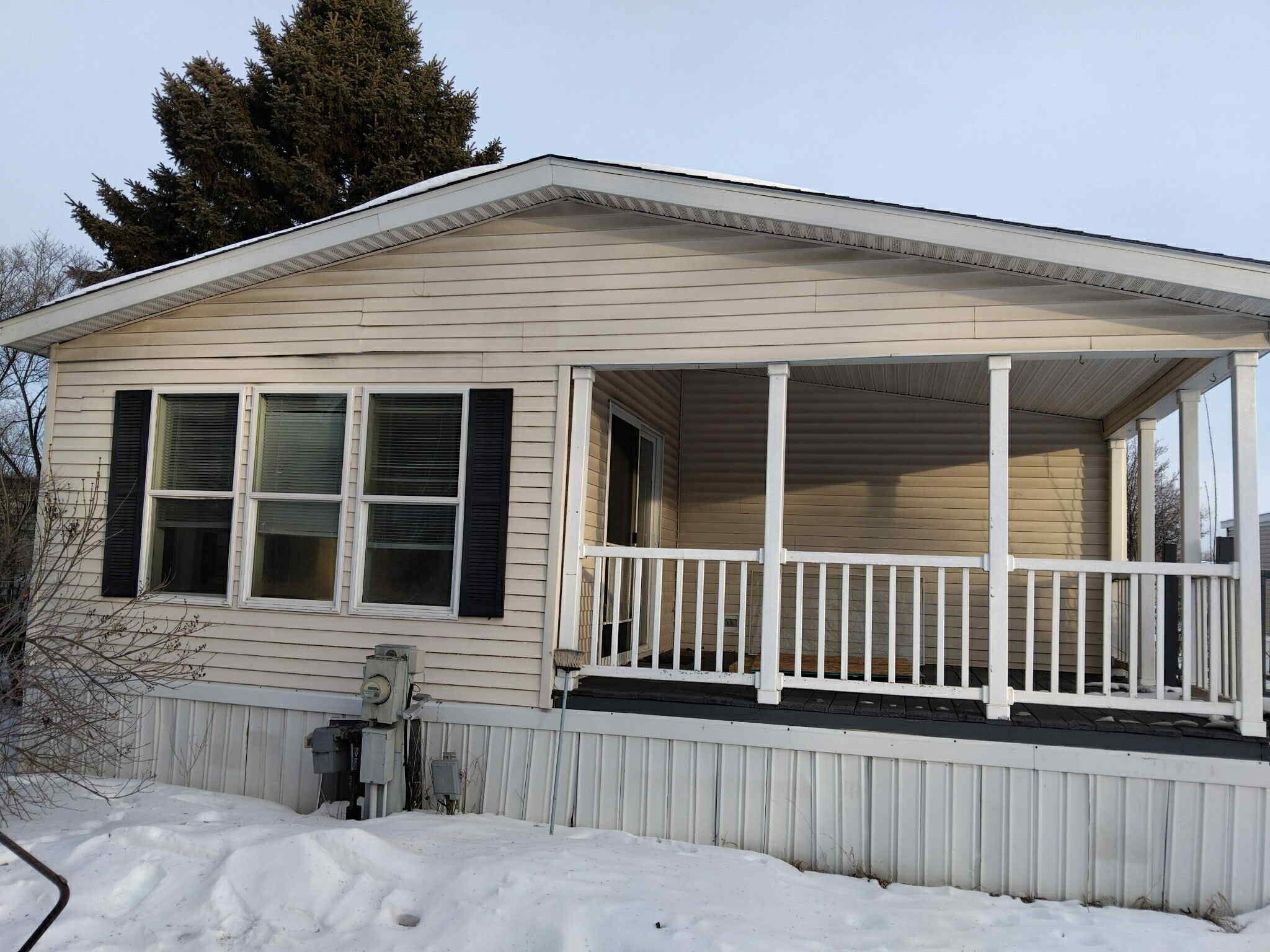 Building Photo - 2020 Marmoor Dr