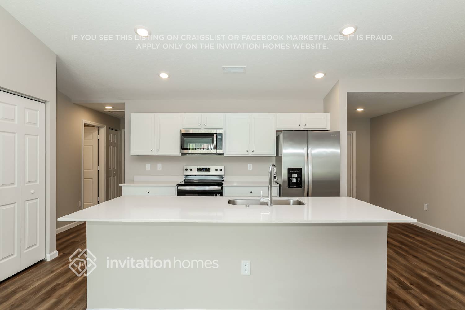 Building Photo - 3851 SW Janiga St