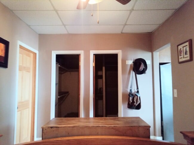 Building Photo - 455 S Franceville Coal Mine Rd