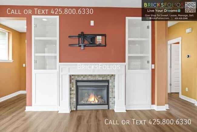 Building Photo - Picture Yourself Living in This East-Facing Bothell Home in the Northshore School District.