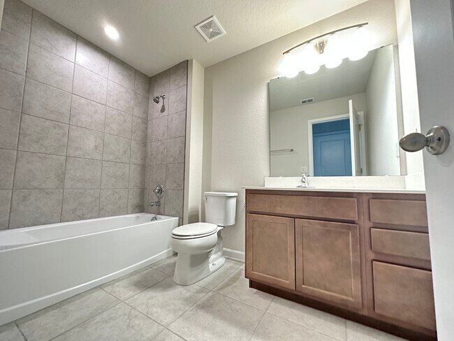 Building Photo - 378 Siesta Vista Ct