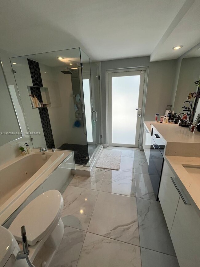 Building Photo - 12770 SW 18th St