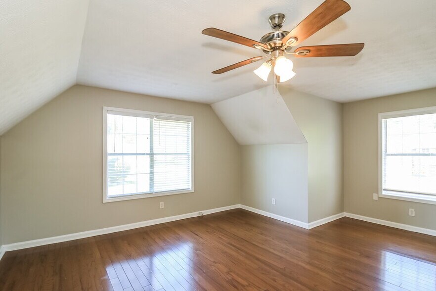 Building Photo - 2141 Silva Ct