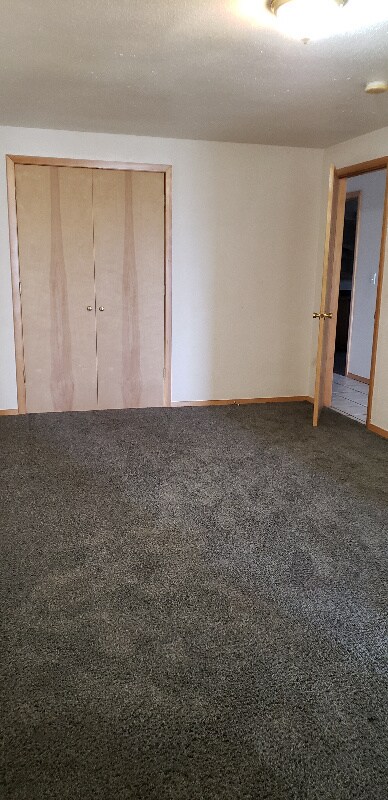 Building Photo - 39405 Overlook Dr