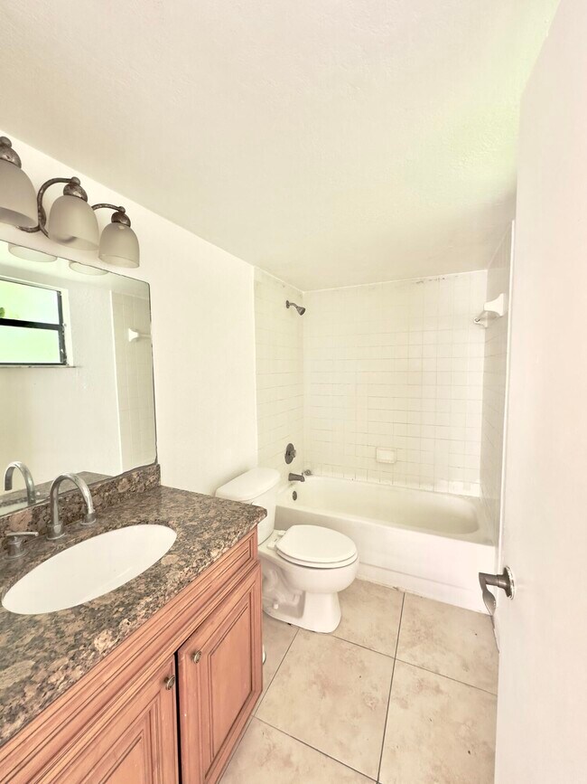 Building Photo - 1461 Windorah Way