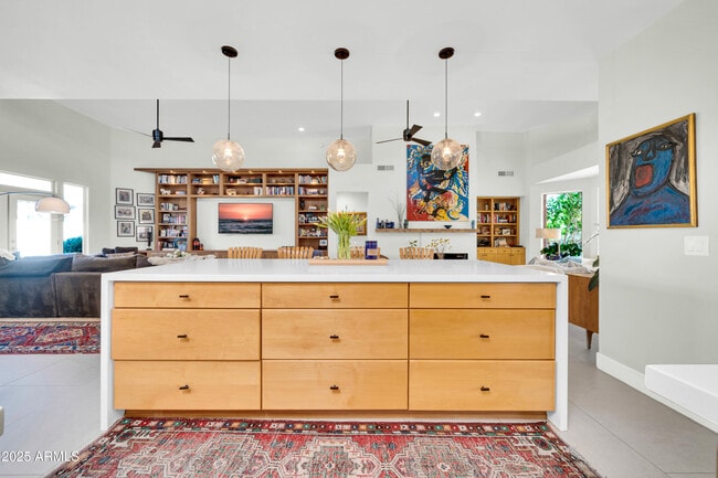 Building Photo - 6139 N 31st Ct