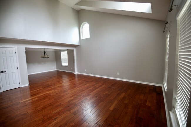 Building Photo - 7543 Ashley Meadow Dr