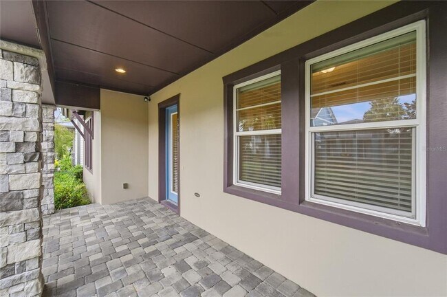 Building Photo - 13833 Behring Ave