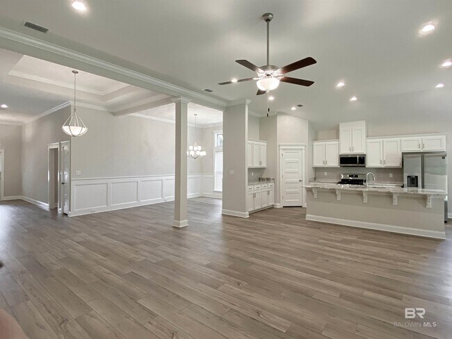 Building Photo - 12223 Lone Eagle Dr