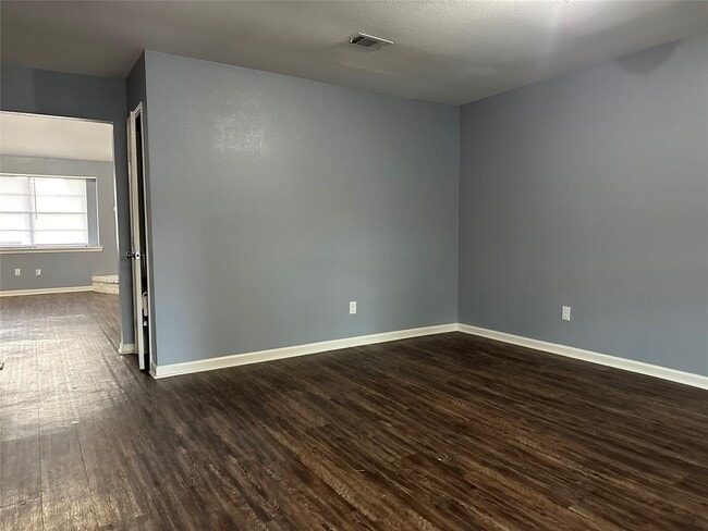Building Photo - 15770 Chimney Rock Rd