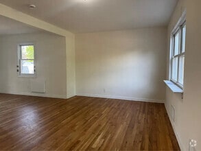 Building Photo - 152 Emily Ave