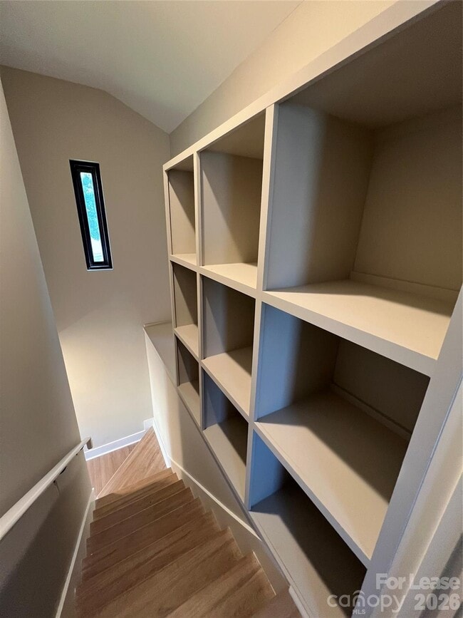 Building Photo - 414 N 4th St