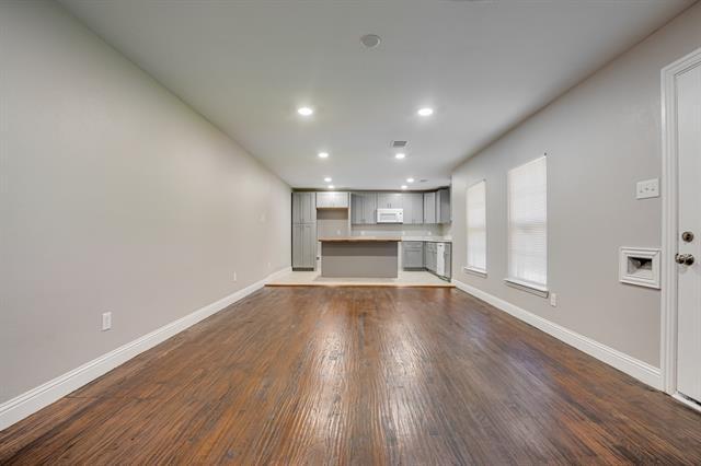 Building Photo - 3402 Lawnview Ave