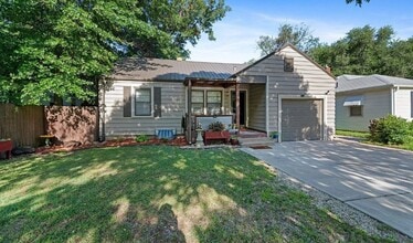 Building Photo - 739 S Terrace Dr