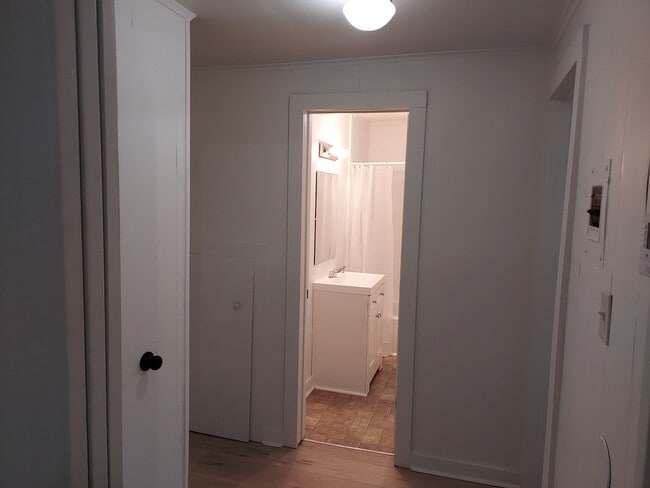 Building Photo - 1120 28th St