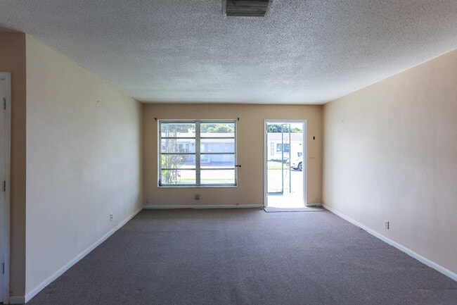 Building Photo - 4513 NW 44th St