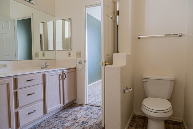 Building Photo - 11146 N Desert Flower Dr