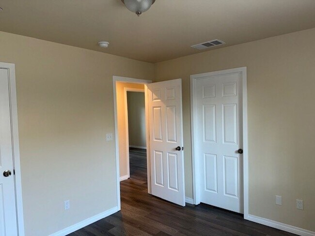 Building Photo - 221-223 Mariposa