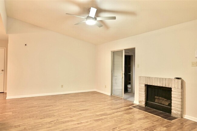Primary Photo - 12603 Ashford Meadow Dr