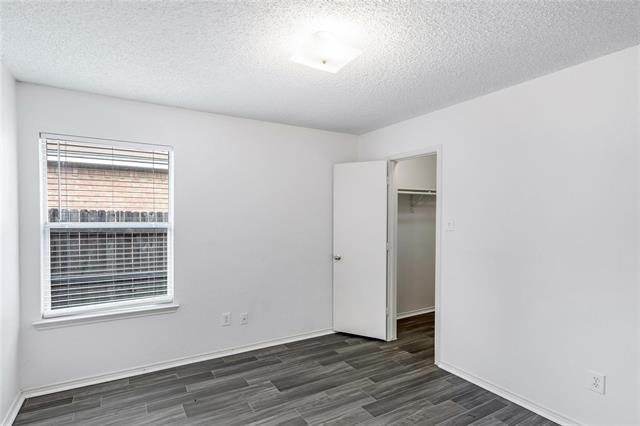 Building Photo - 7024 Negril Ct