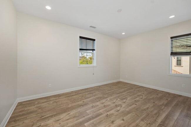 Building Photo - 15899 Wadsworth Pl