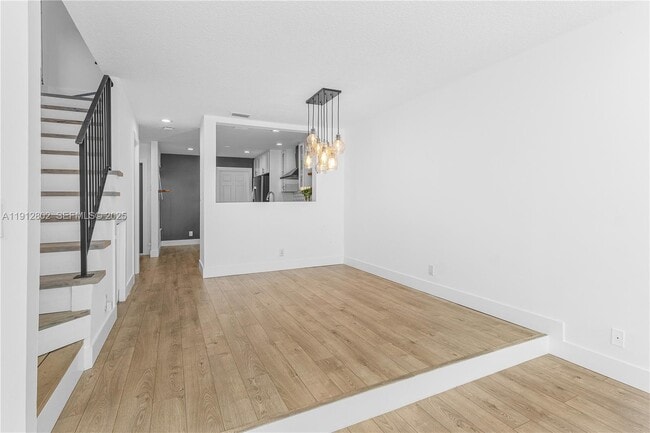 Building Photo - 1616 NE 5th St