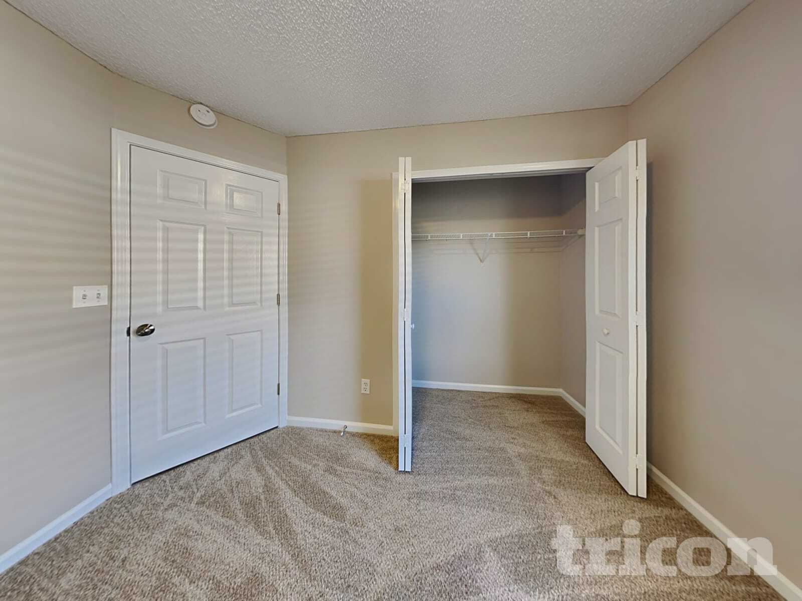 Building Photo - 4231 Hanging Moss Dr